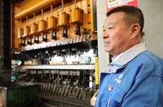  有種精神叫“麻袋毛”故事主人公：吉林省通用機械（集團）有限責任公司黨委書記 李吉寶