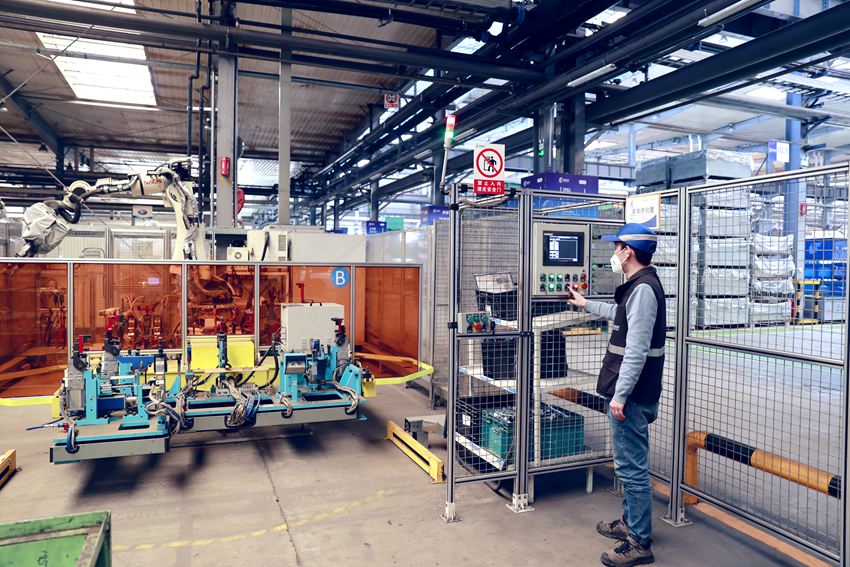 �L��Ӣ����܇���I�ɷ����޹�˾������͹��ͮa�����L���^�����Ĺ��D��