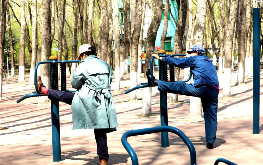 ��ʰ�����g���� ����ʡ�����������K�������»���ί���������D��