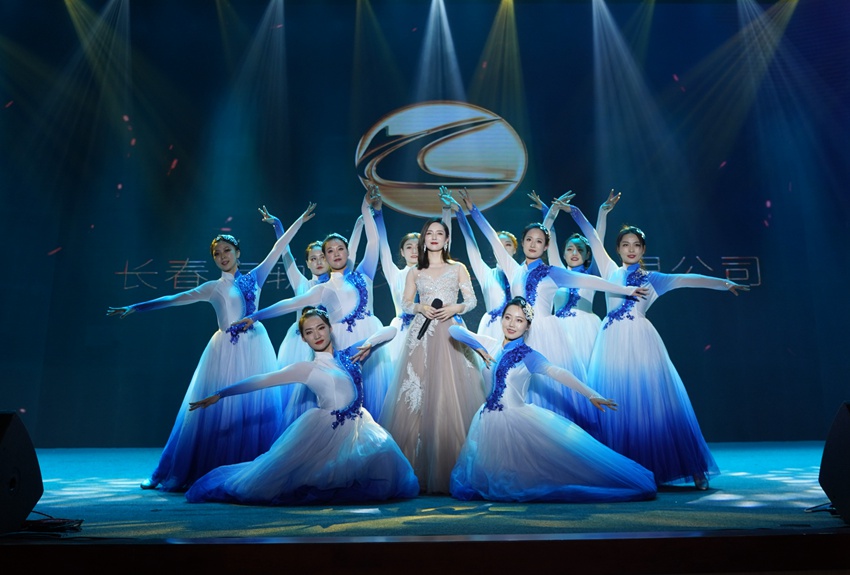 《第六屆長春市職工歌手大賽》。李楠 攝