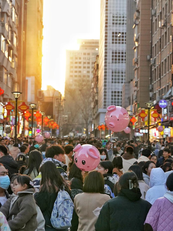 長春桂林路商業街區。人民網 李洋攝