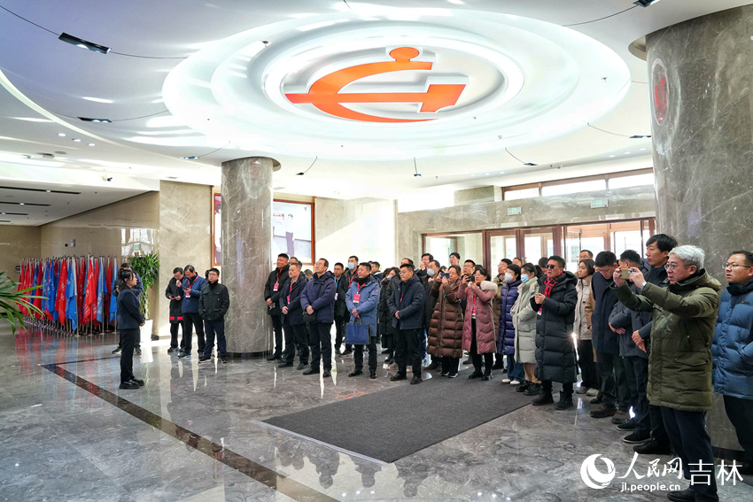 11月30日，參會嘉賓在長春社區干部學院觀摩。人民網記者 李洋攝