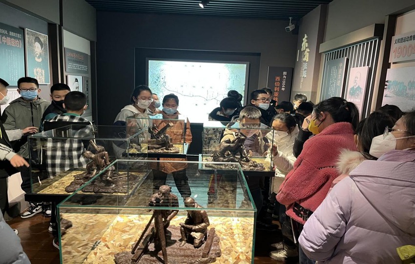 2023年2月，德惠市第六小學六年五班組織學生參觀德惠市博物館。（資料圖片。德惠市博物館供圖）