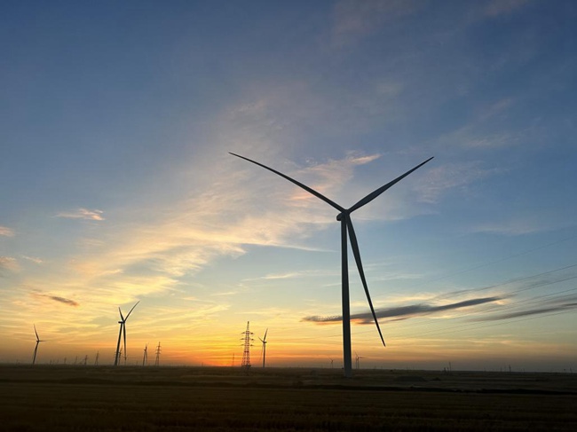 綠電伴著晚風，涌動著高質量發展的澎湃動能