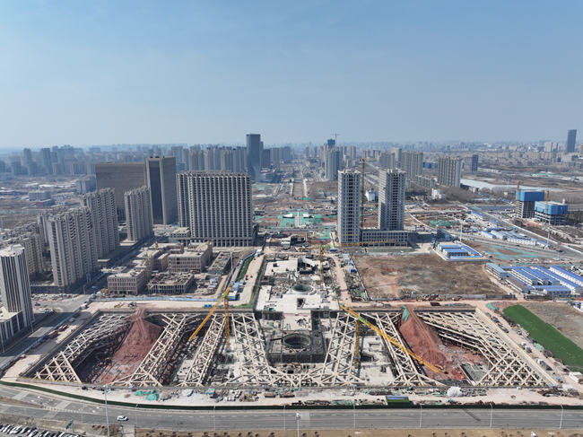 長春南部新城“銀河一英里”。