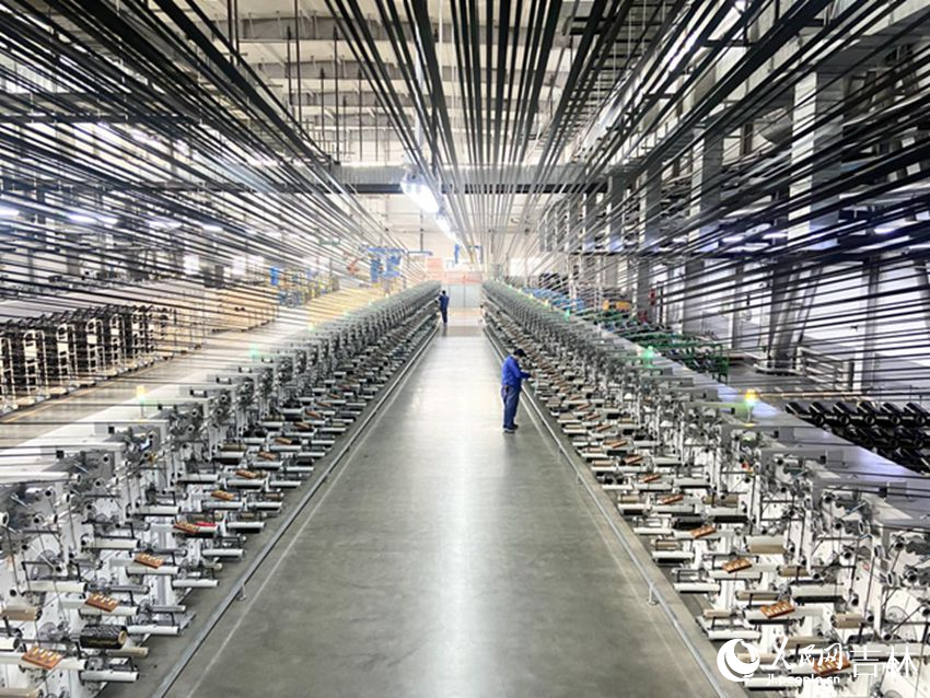 吉林化纖碳纖維生產現場。吉林化纖供圖