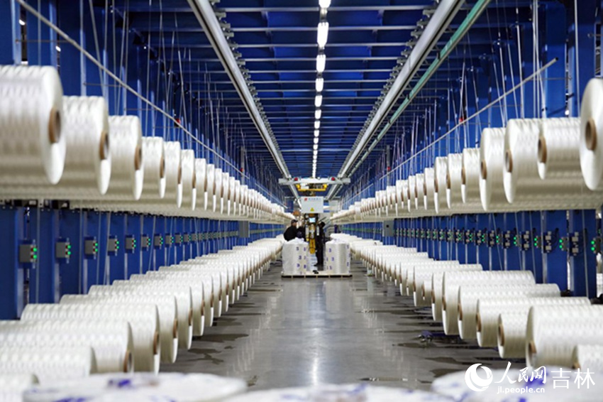 吉林化纖碳纖維生產車間 人民網記者 李成偉攝