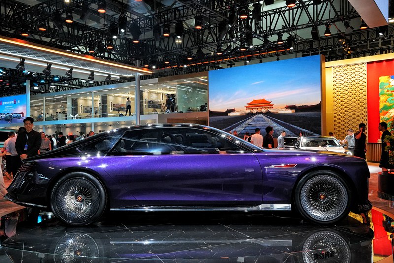 一汽紅旗金葵花展廳。人民網記者 李洋攝