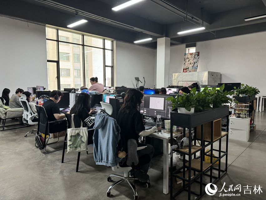 園區辦公環境。人民網記者 李思玥攝