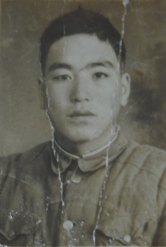 初入部隊時的田慶林。