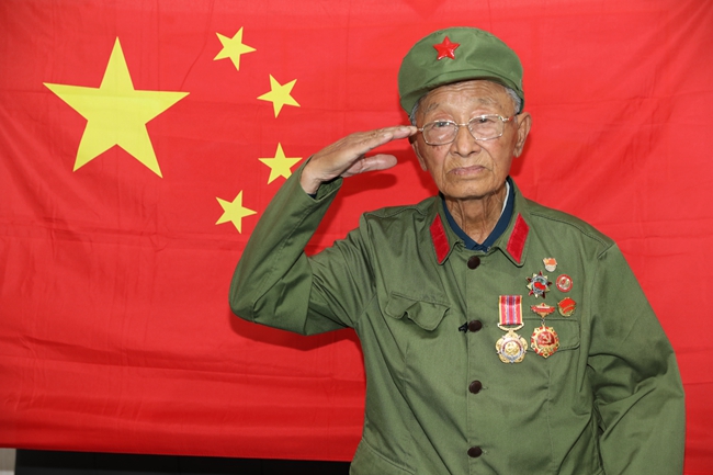 老兵王振余。