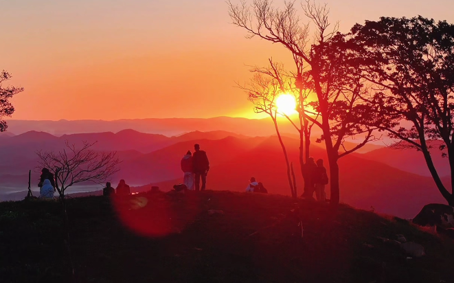 幸福通化，浪漫底色