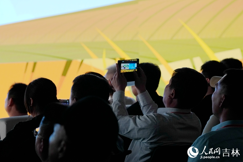 2024長春大米暨鮮食玉米武漢推介會現場。人民網記者 李洋攝