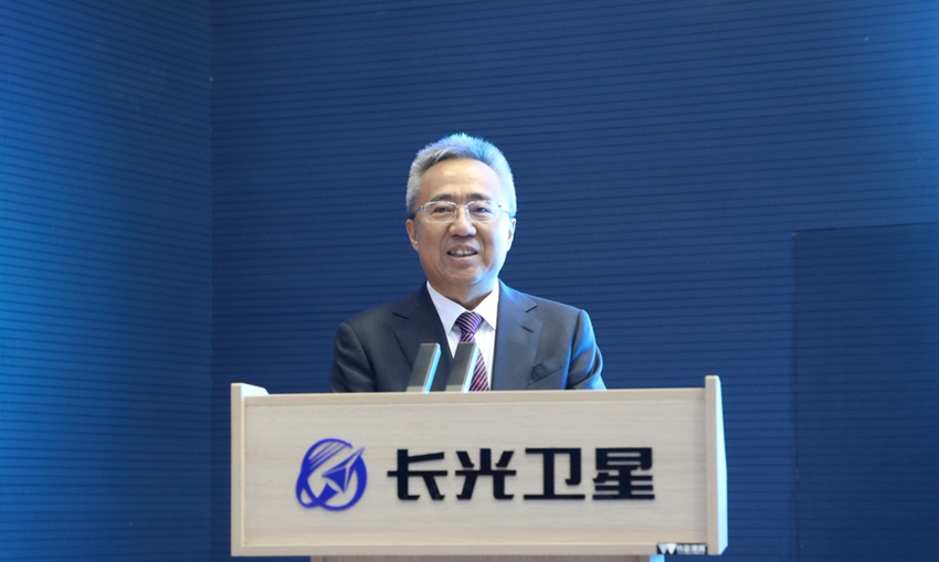 長春市委常委、政法委書記周賀講話。