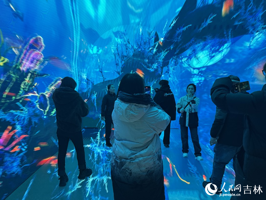 時空模擬艙。人民網記者 李思玥攝