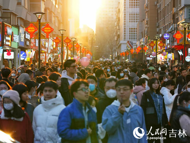 長春桂林路商業街區。人民網記者 李洋攝