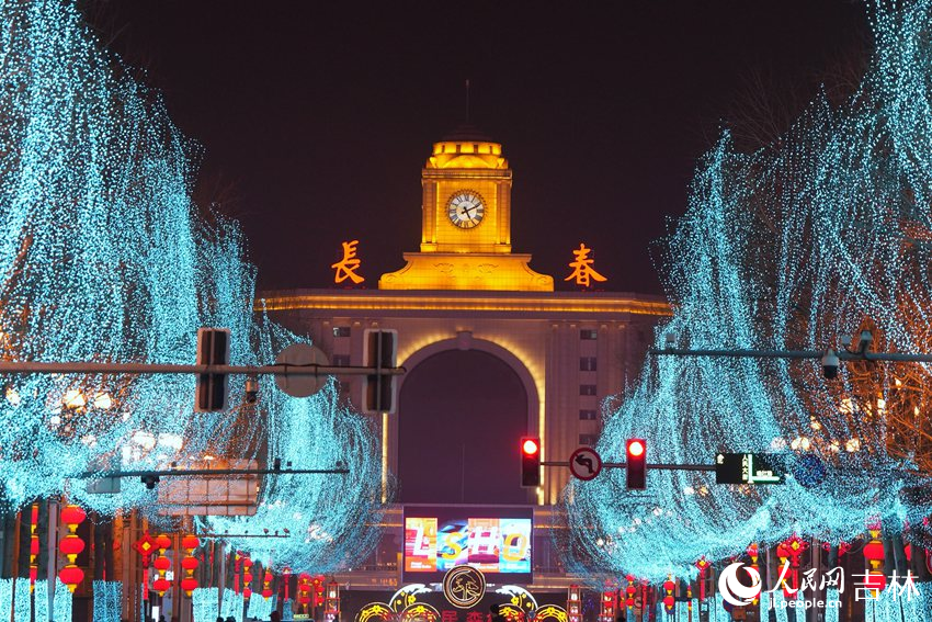 長春市人民大街夜景。人民網記者 李洋攝