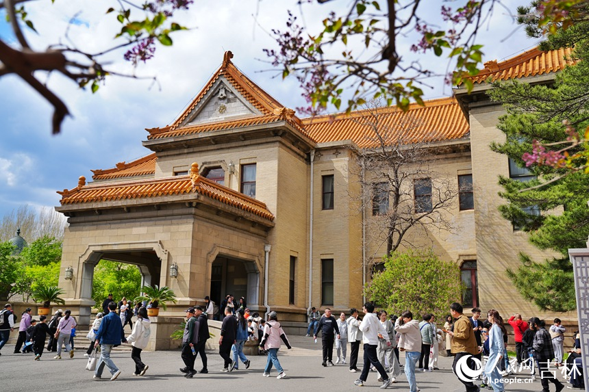 “五一”假期，長春偽滿皇宮博物院迎來大批游客。人民網記者 李洋攝