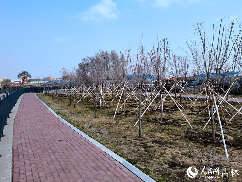 水利建設與美麗鄉村有機結合。人民網記者 馬俊華攝