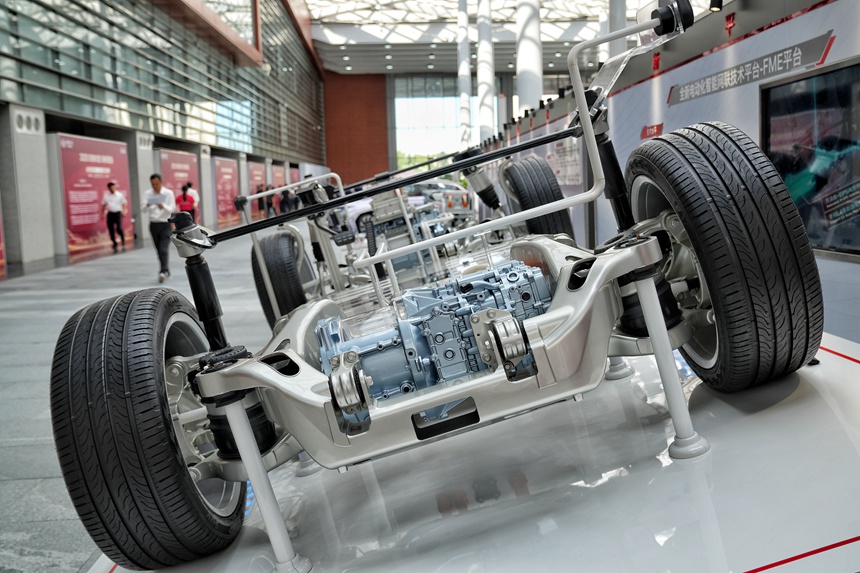 全新電動化智能網聯技術平臺—FME平臺。人民網記者 李洋攝