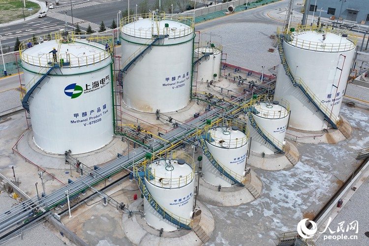 洮南市風電耦合生物質綠色甲醇一體化示范項目。人民網記者 李洋攝