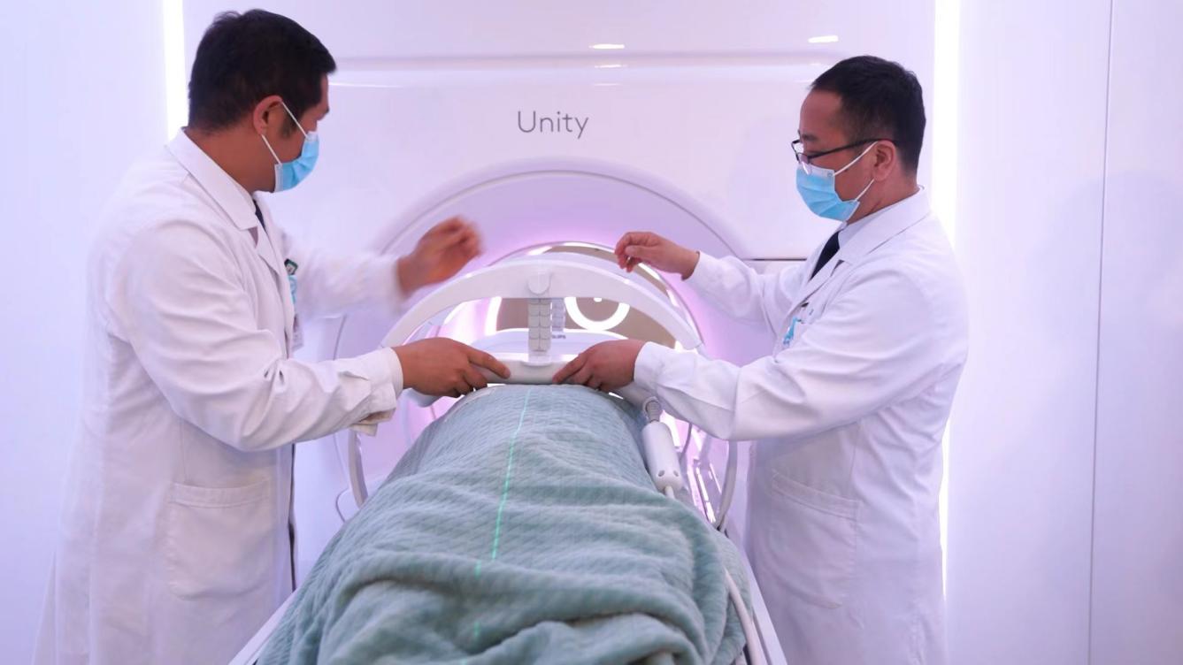 醫科達Unity磁共振引導自適應放療加速器