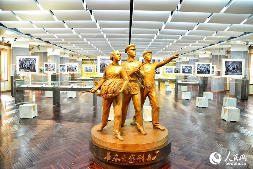 長春電影制片廠的標志。人民網記者 李洋攝