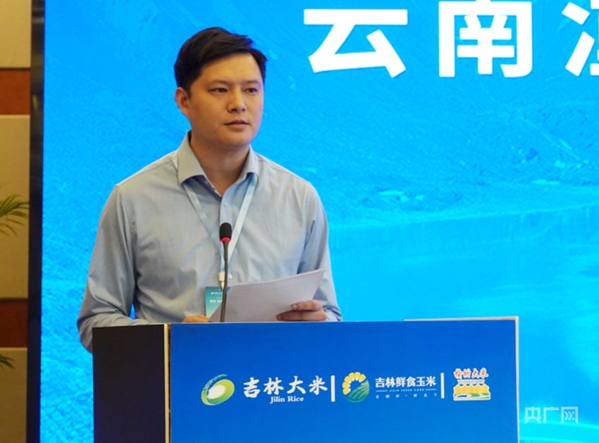 企業代表紛紛上臺推介（舒震 攝）