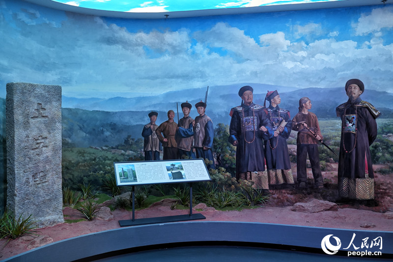 展館內詳細介紹了吳大徵為捍衛國家領土主權作出了突出貢獻。人民網記者 李洋攝