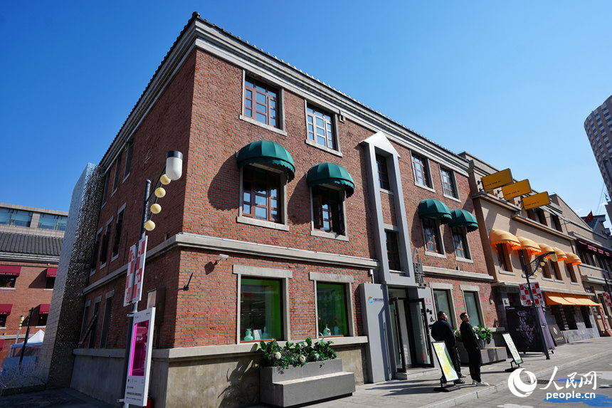 開進歷史文化街區的長春“向北”書店。人民網記者 李洋攝